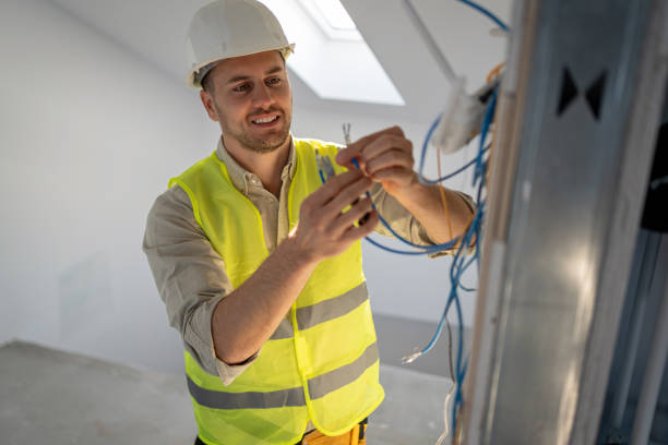 Best Affordable Emergency Electrician  in Sheffield, IA
